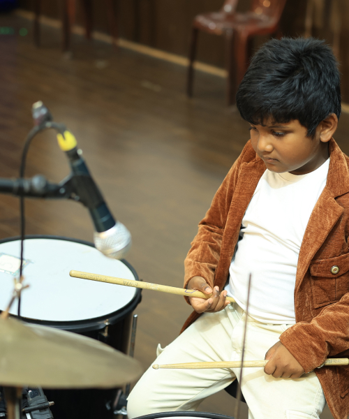Yadhavi Music School